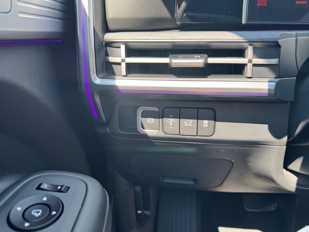 New 2026 ECOTRONIC GRAY Hyundai Limited image 21