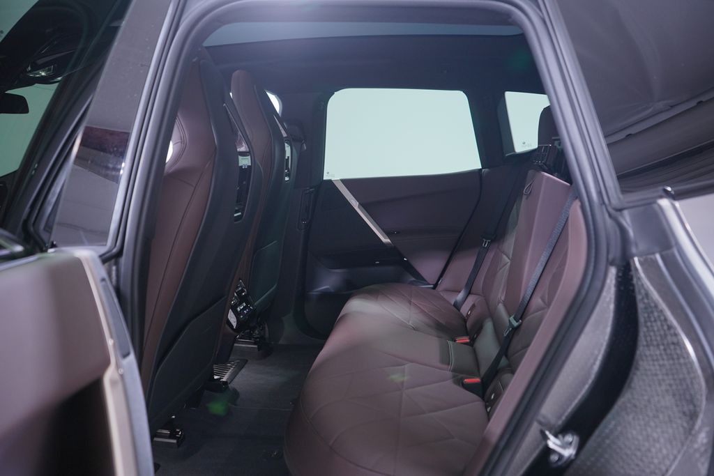 Thumbnail: 2023 BMW iX - 9