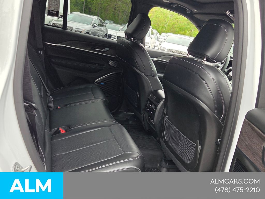 Used 2023 White Jeep Overland 4xe image 18