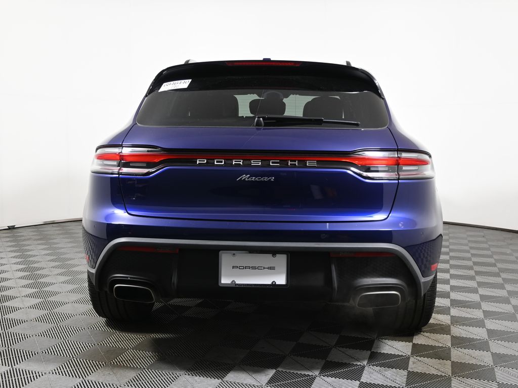 Thumbnail: 2025 Porsche Macan - 8