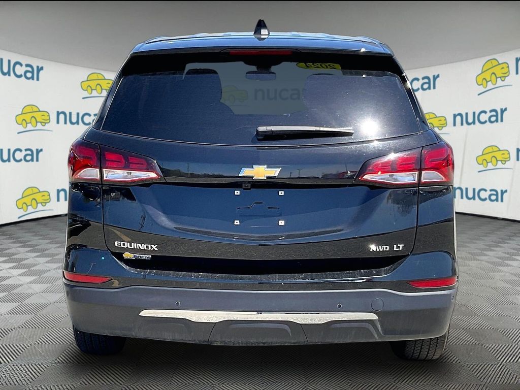 View vehicle photo 5