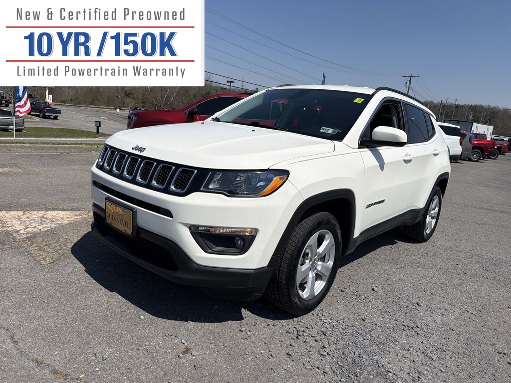 White Clearcoat 2019 Jeep Compass Latitude 4WD SUV / Crossover Four-Wheel Drive 9-Speed Automatic
