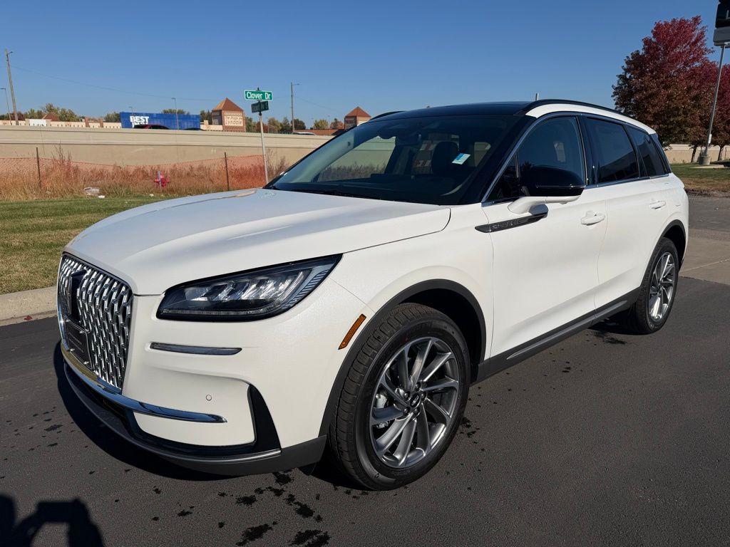 White Metallic 2026 Lincoln Corsair Premiere AWD SUV / Crossover All-Wheel Drive 8-Speed Automatic