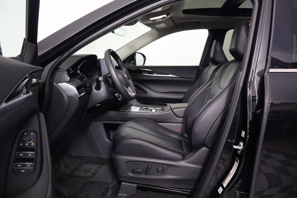 Thumbnail: 2024 INFINITI QX60 - 10