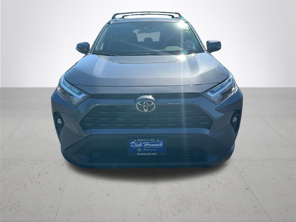 2025 Toyota RAV4 XLE Premium photo 3
