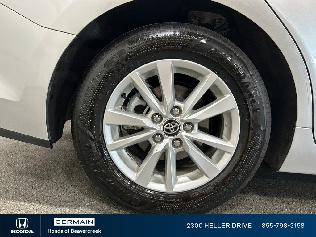 Used 2025 Silver Toyota LE image 10