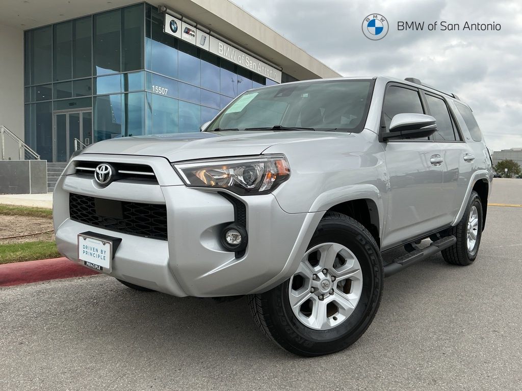 Classic Silver Metallic 2022 Toyota 4Runner SR5 Premium RWD SUV / Crossover 4X2 5-Speed Automatic