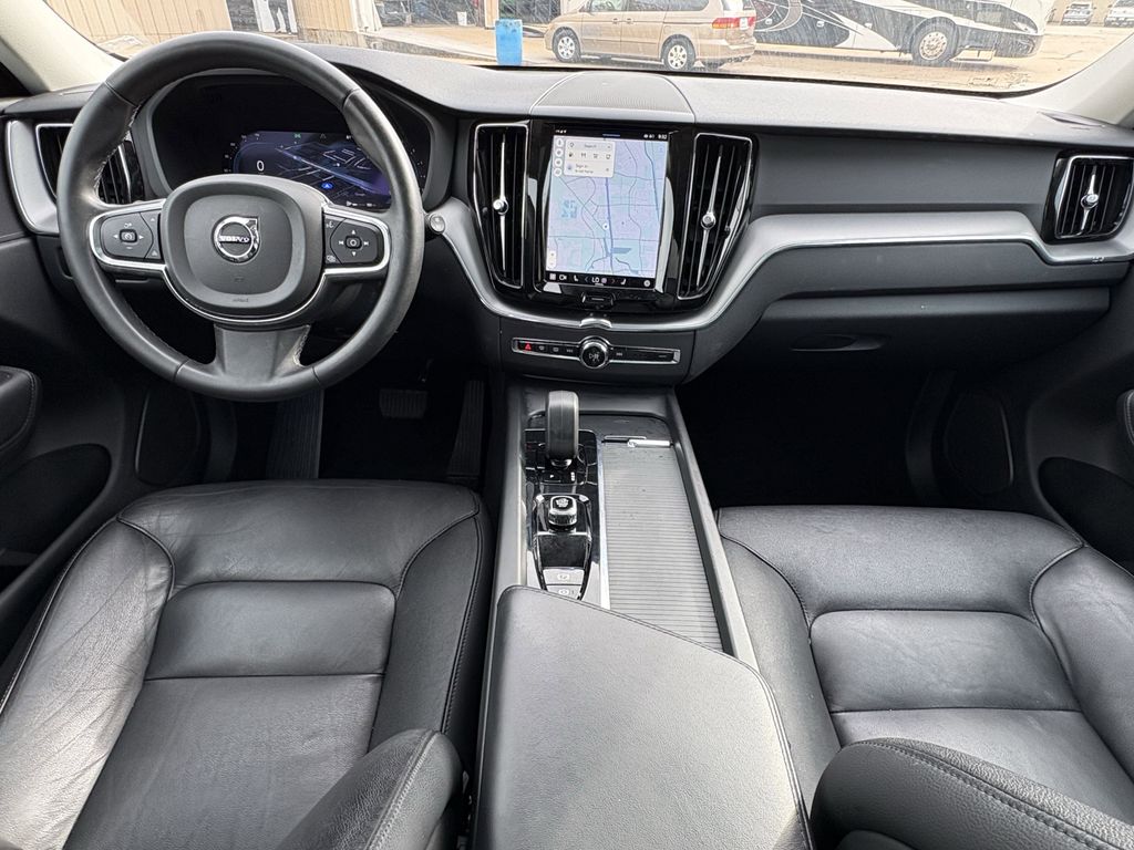 Certified Used 2024 Gray Metallic Volvo B5 Core image 26