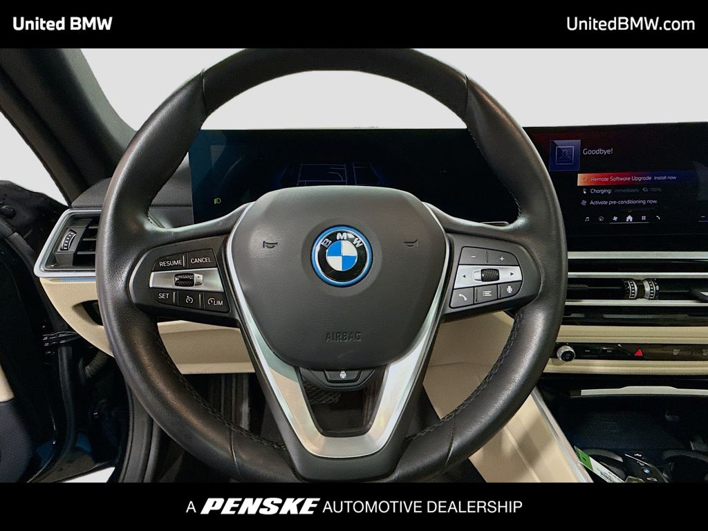 Thumbnail: 2024 BMW i4 - 6
