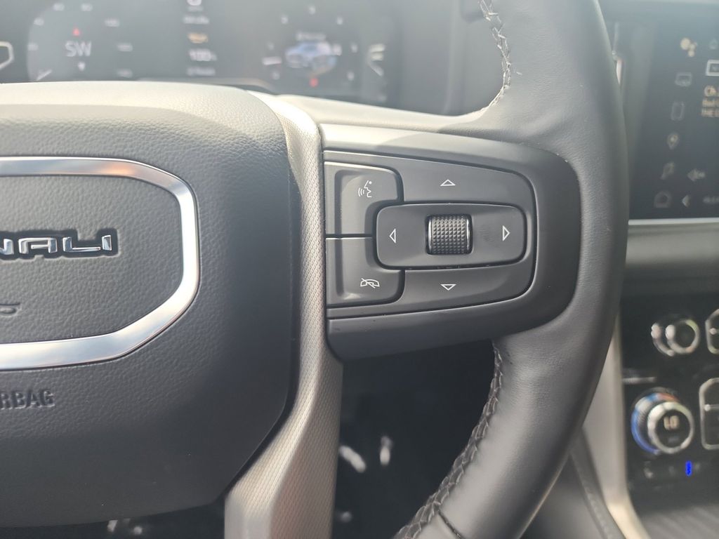 2024 GMC Yukon XL Denali 21