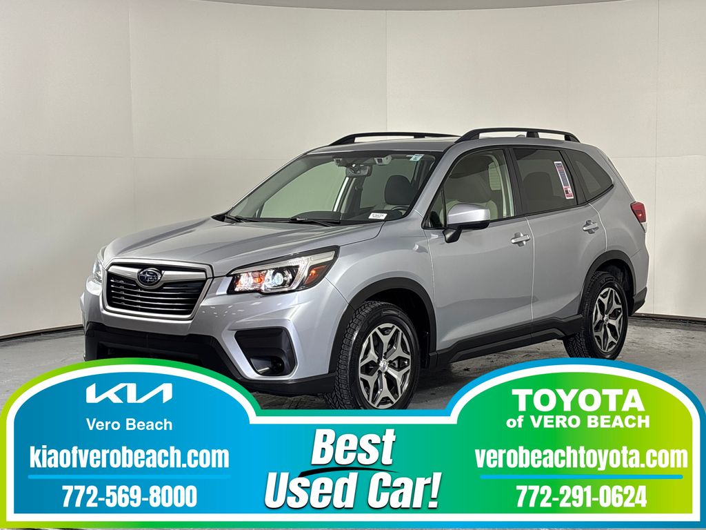 Ice Silver Metallic 2019 Subaru Forester 2.5i Premium AWD SUV / Crossover All-Wheel Drive Continuously Variable Transmission
