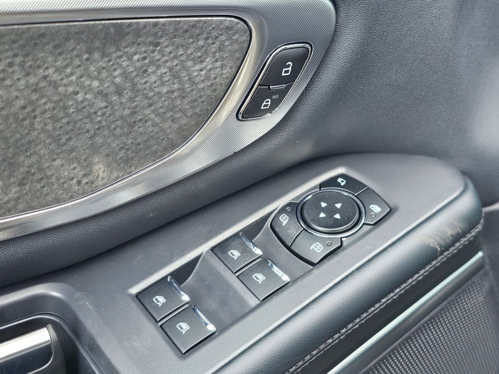 New 2026 White Ford Outer Banks image 23