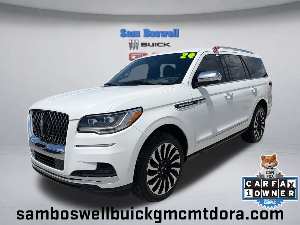 White Metallic 2024 Lincoln Navigator SUV / Crossover Four-Wheel Drive Automatic
