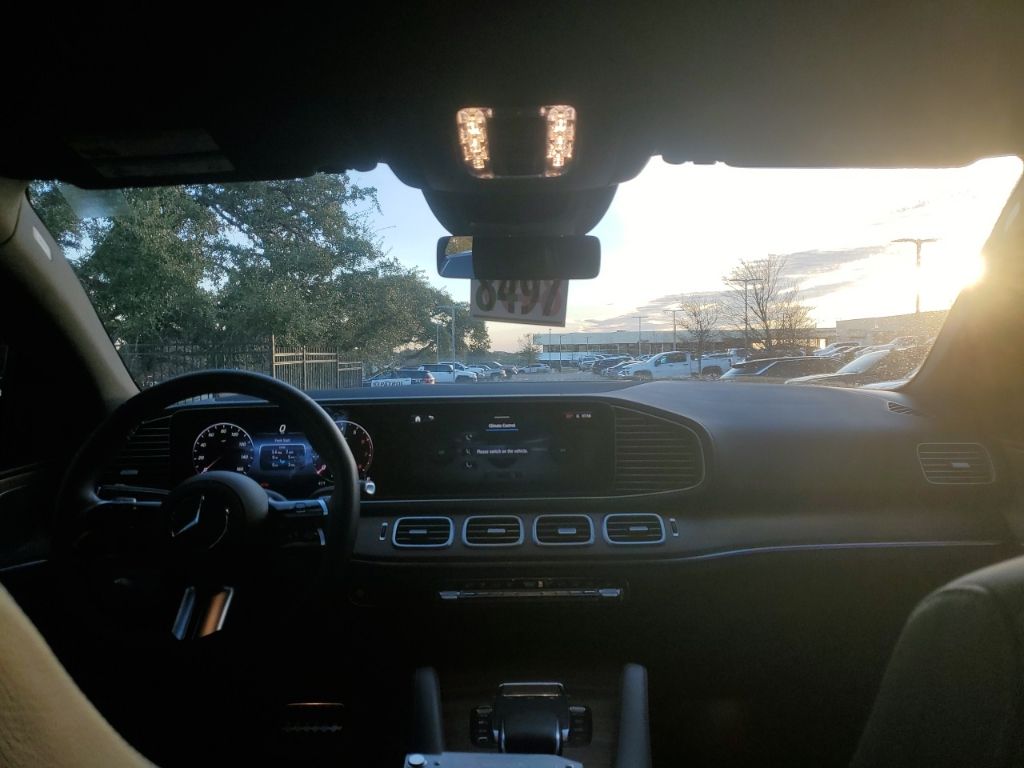 Used Car 2025 Mercedes-benz Gle  Gle 450 For Sale Under $70,000 In Austin, Texas