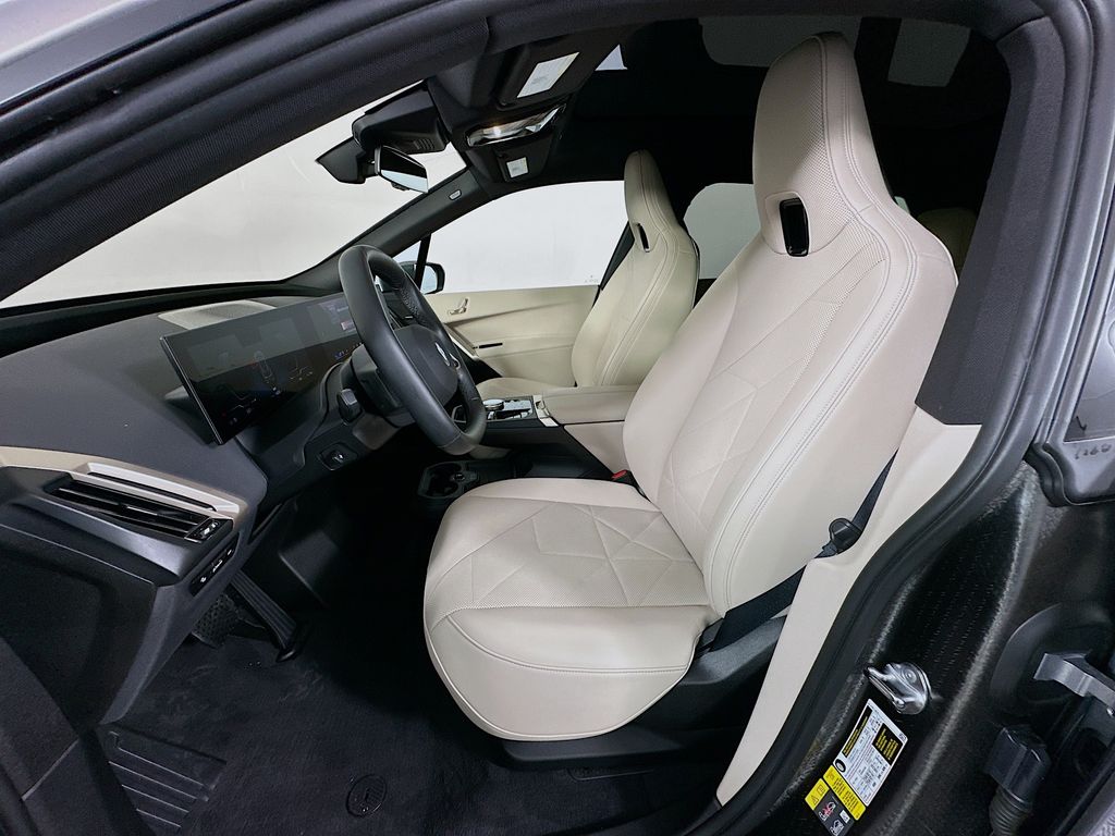 Thumbnail: 2024 BMW iX - 21