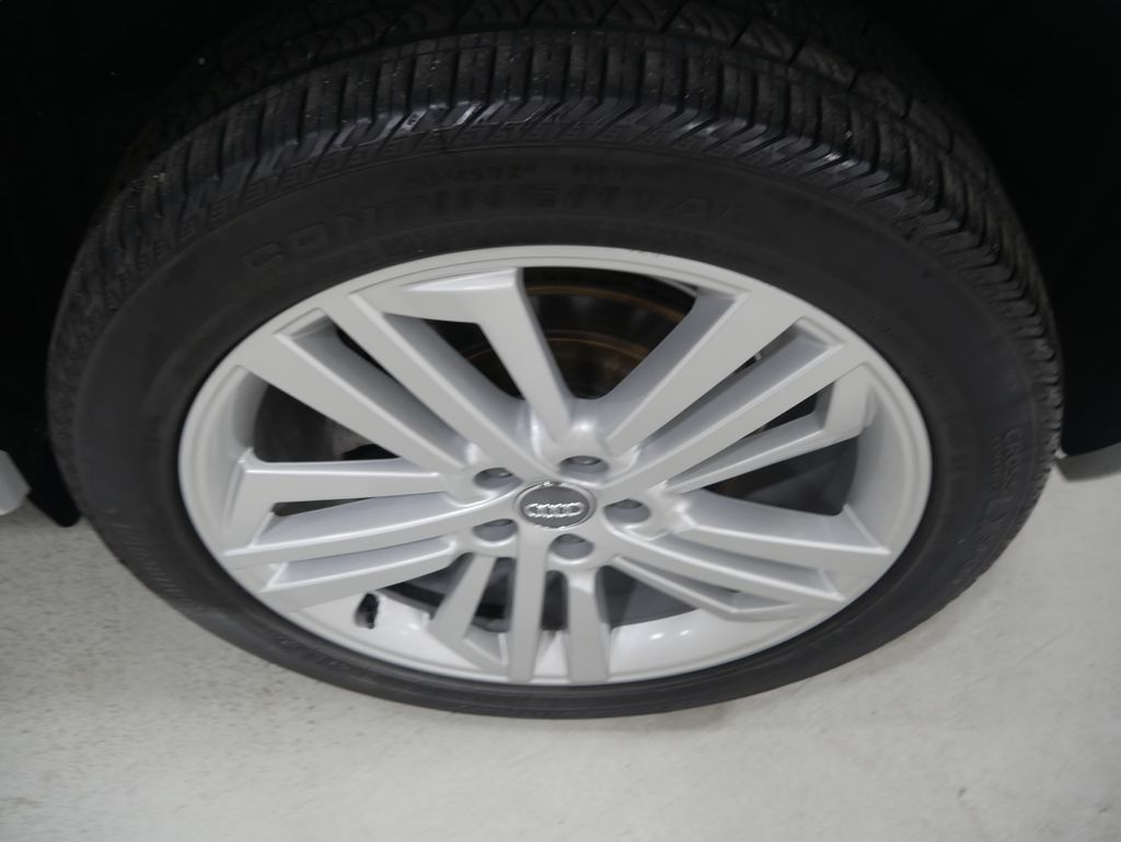 Thumbnail: 2020 Audi Q5 - 13