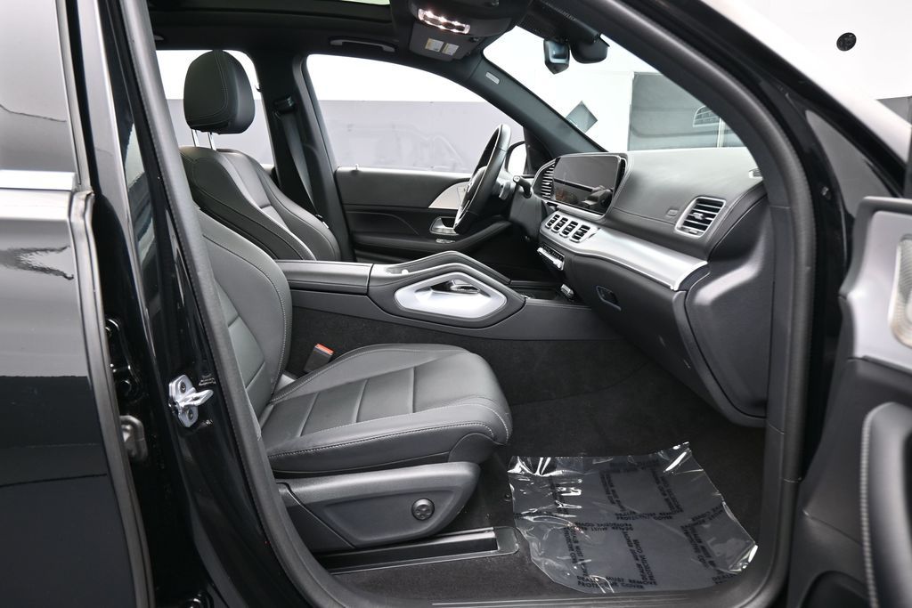 Used 2026 Black Mercedes-Benz GLE 350 image 47