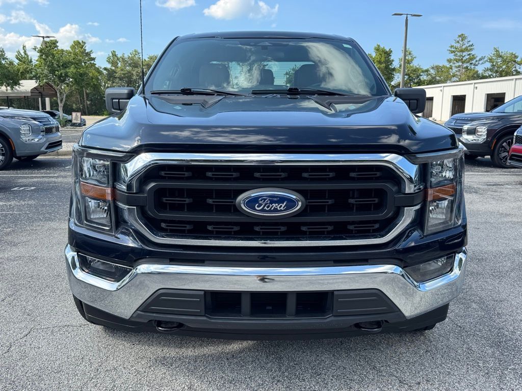 2023 Ford F-150 XLT photo 2