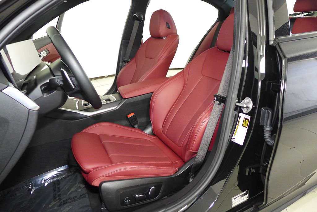 Thumbnail: 2024 BMW 3 Series - 22