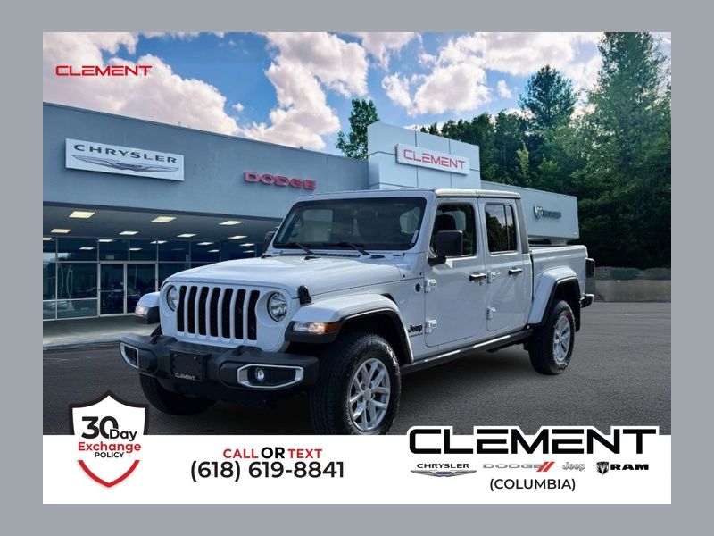 Bright White Clearcoat 2023 Jeep Gladiator Sport S Crew Cab 4WD Pickup Truck Four-Wheel Drive 8-Speed Automatic