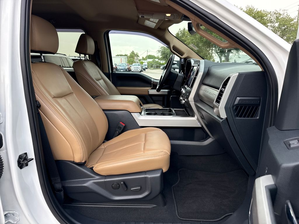 Certified Used 2022 White Ford Lariat image 28