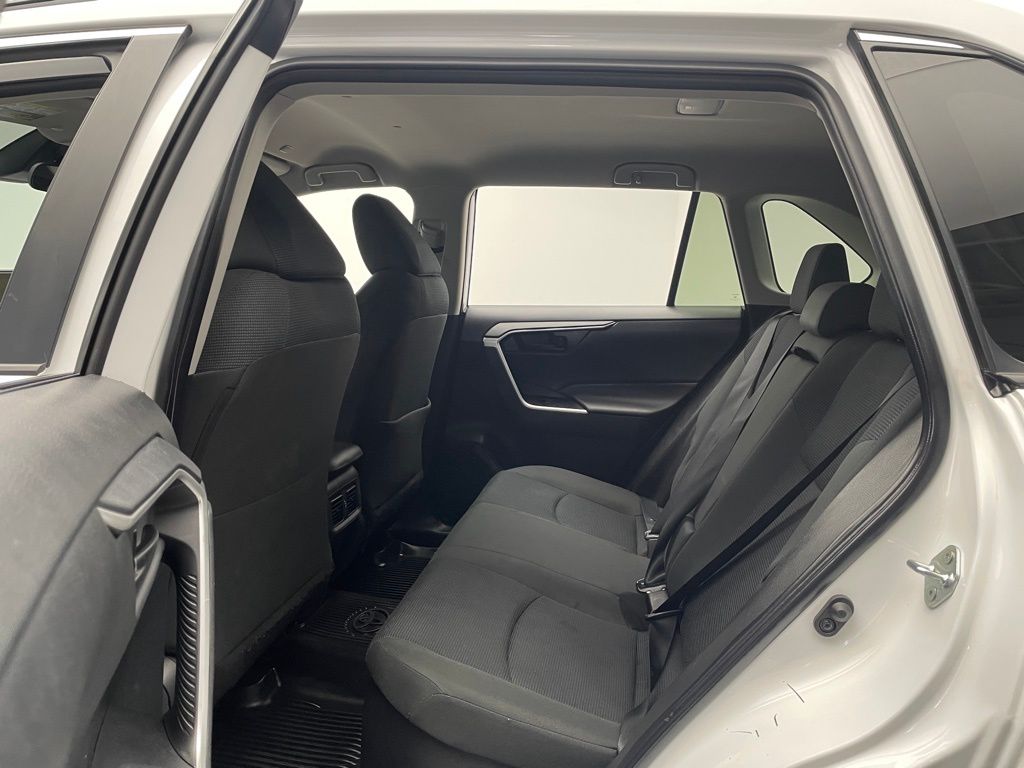 Thumbnail: 2023 Toyota RAV4 - 32