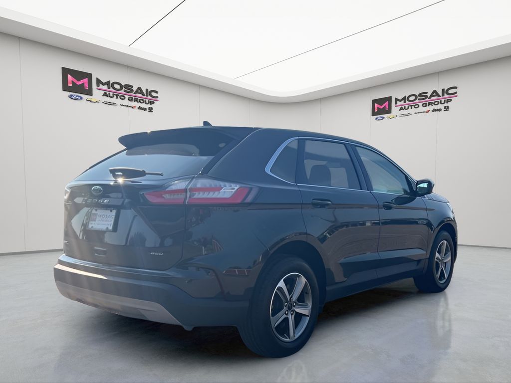 2023 Ford Edge