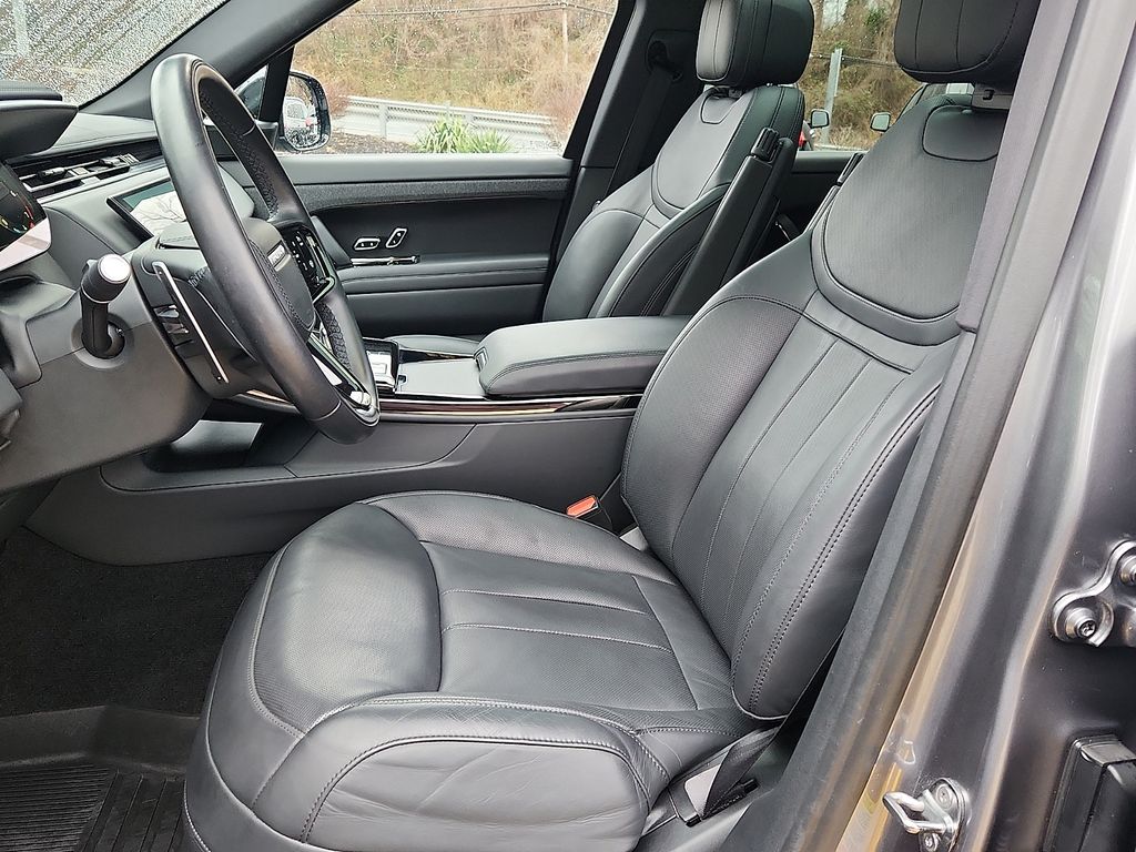 Thumbnail: 2024 Land Rover Range Rover Sport - 13