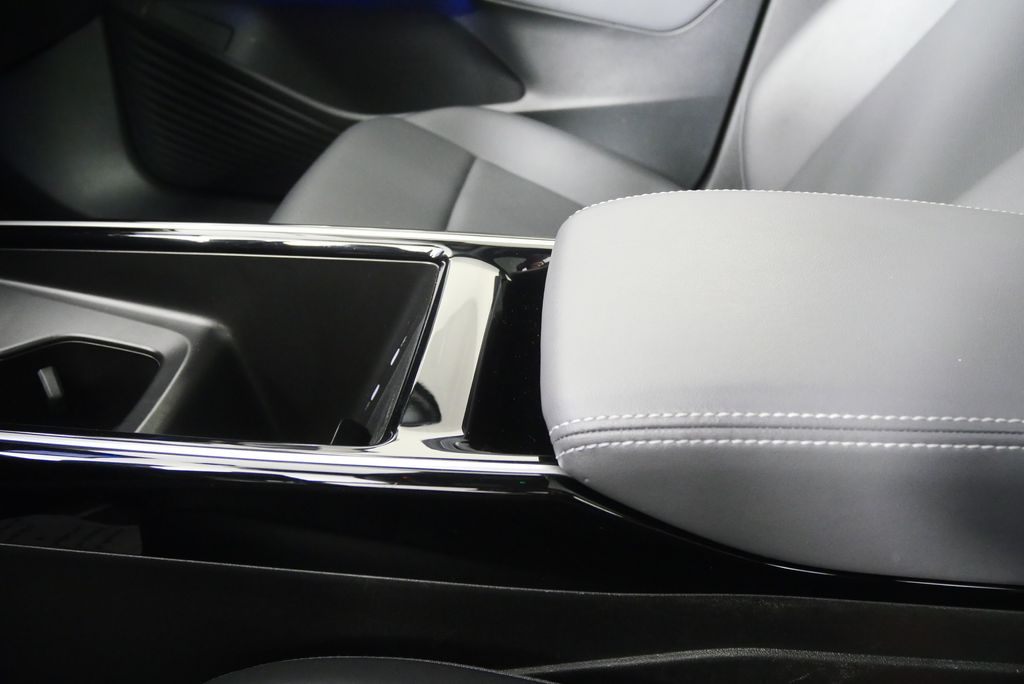 Thumbnail: 2023 Volkswagen ID.4 - 29