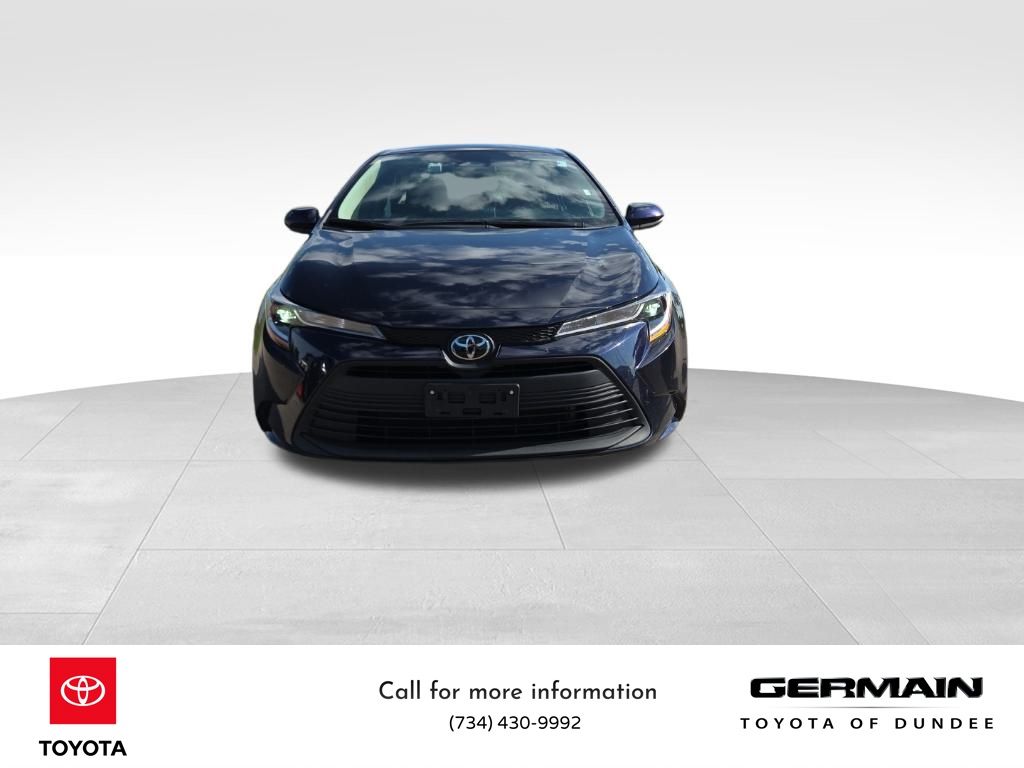 2023 Toyota Corolla LE photo 2