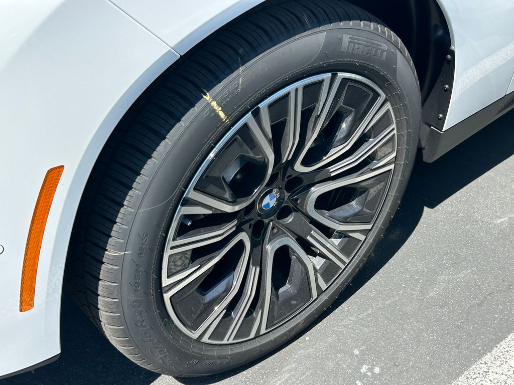 Thumbnail: 2025 BMW X3 - 3