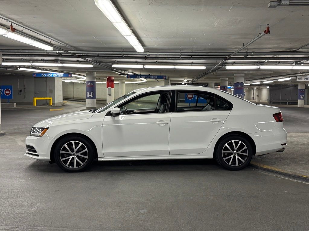 2017 Volkswagen Jetta 1.4T SE 29