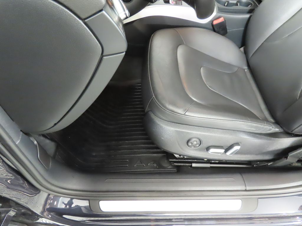Thumbnail: 2013 Audi A4 - 31