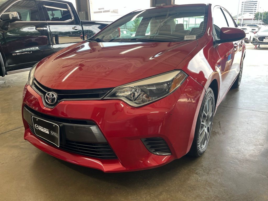 Barcelona Red Metallic 2016 Toyota Corolla Sedan Front-Wheel Drive Continuously Variable Transmission