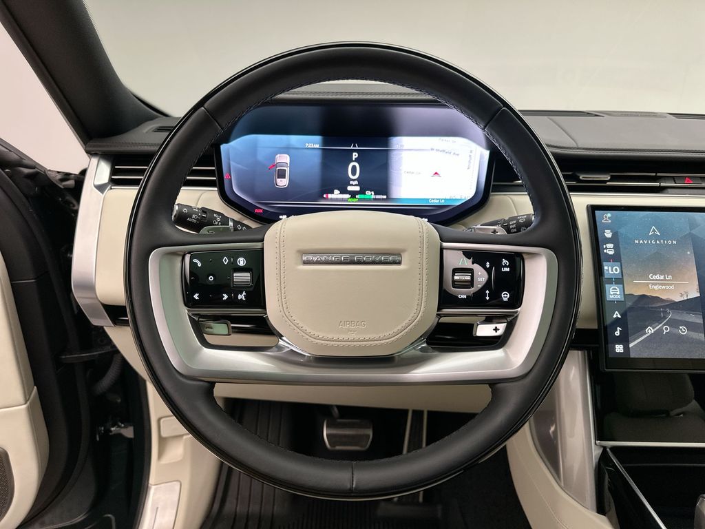 Thumbnail: 2025 Land Rover Range Rover - 30