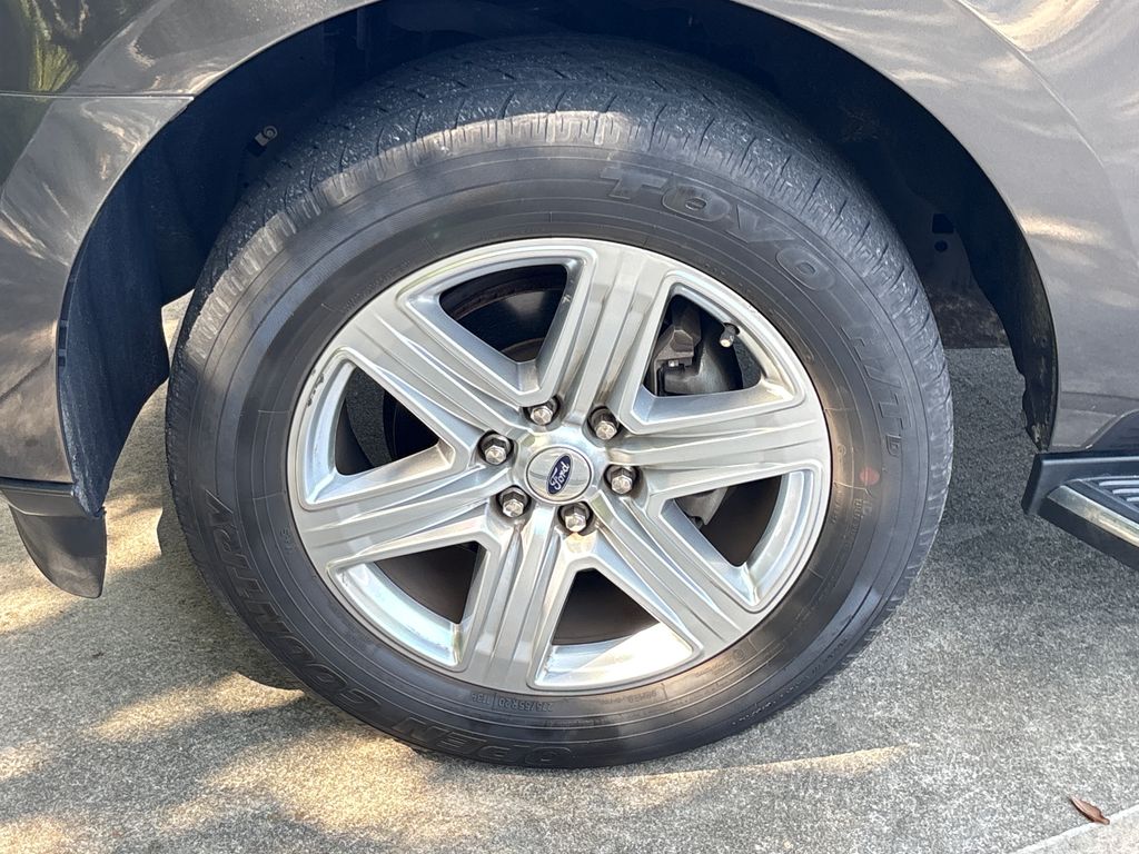 Certified Used 2021 Gray Ford XLT image 12