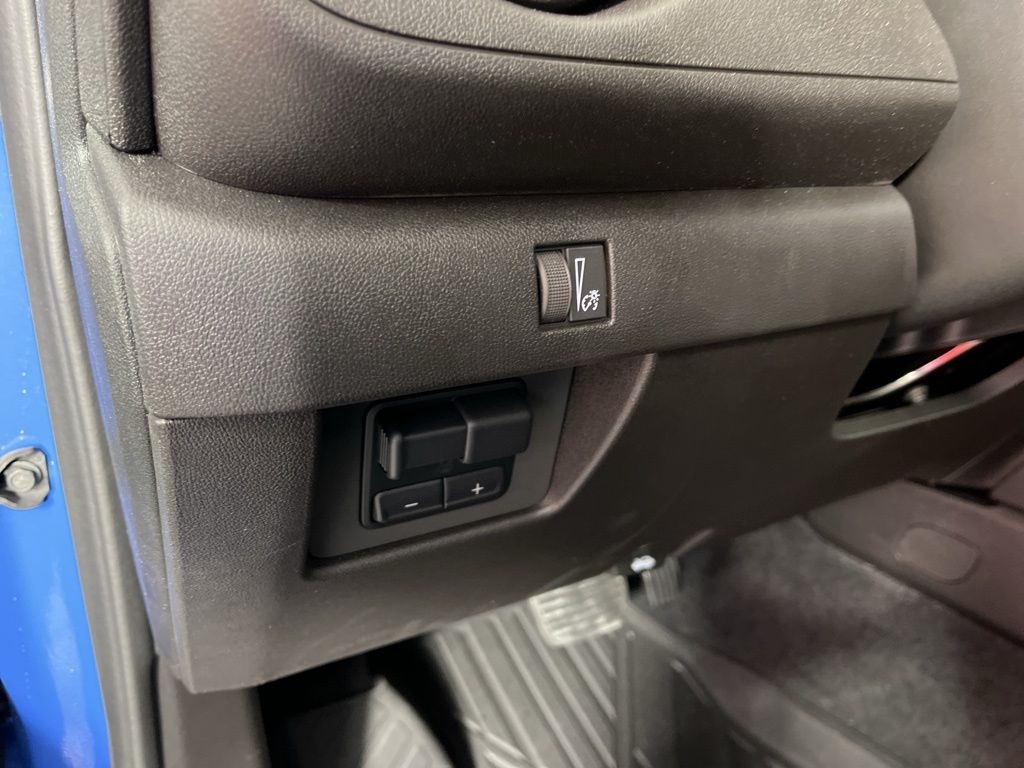 Thumbnail: 2026 Chevrolet Colorado - 26