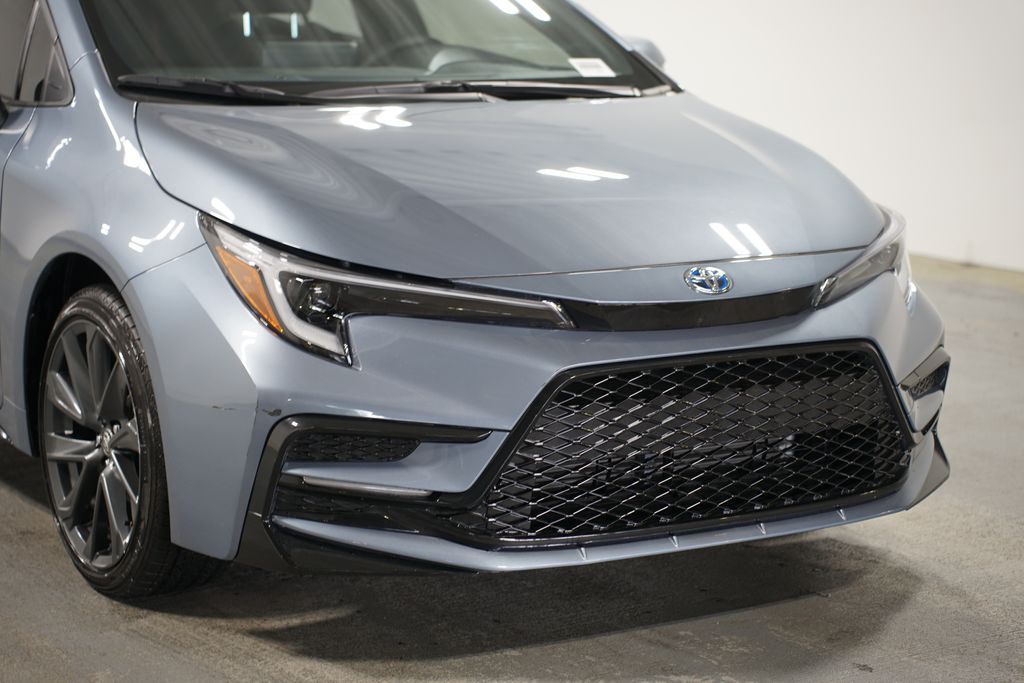 2025 Toyota Corolla SE 4