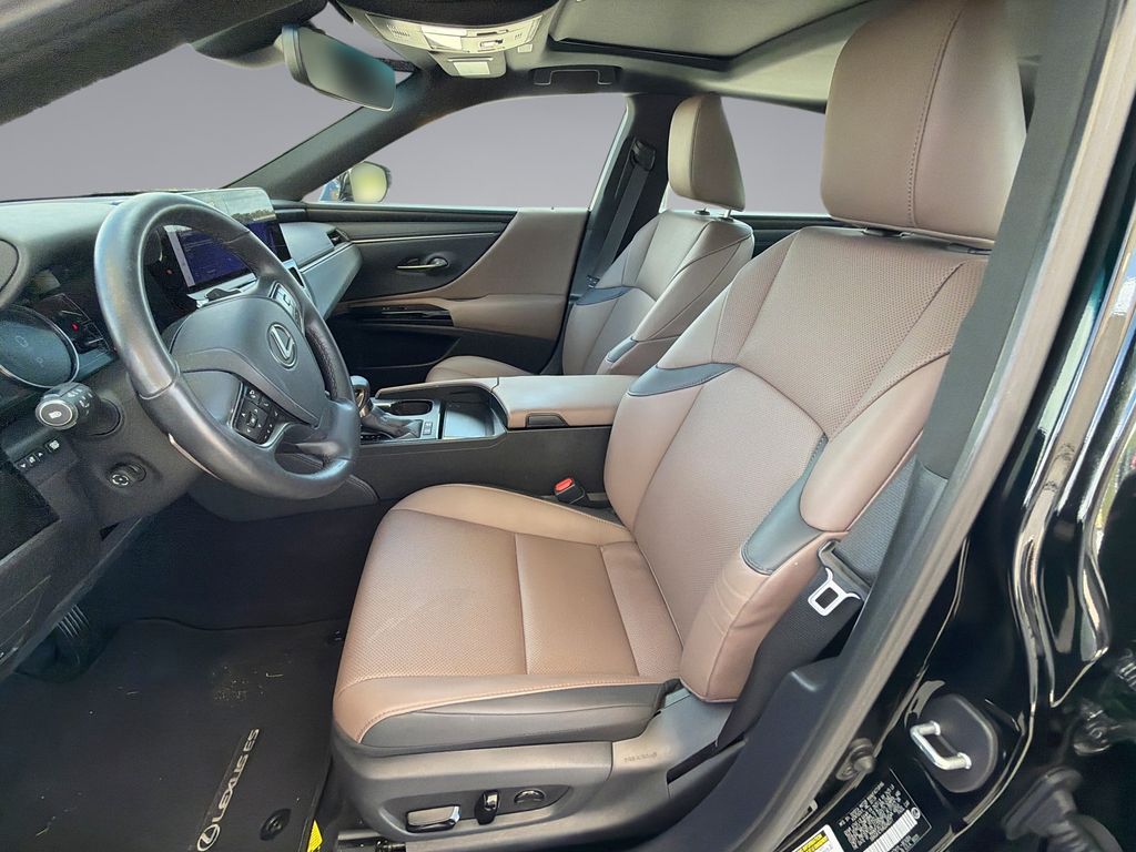 Thumbnail: 2024 Lexus ES - 30