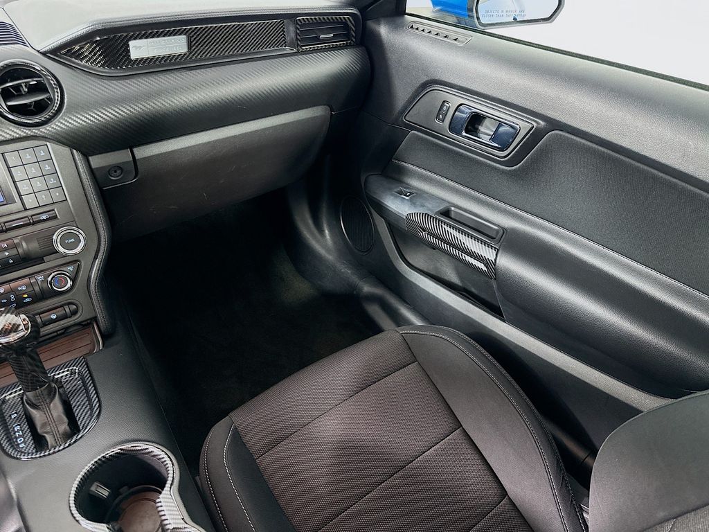 Thumbnail: 2017 Ford Mustang - 22