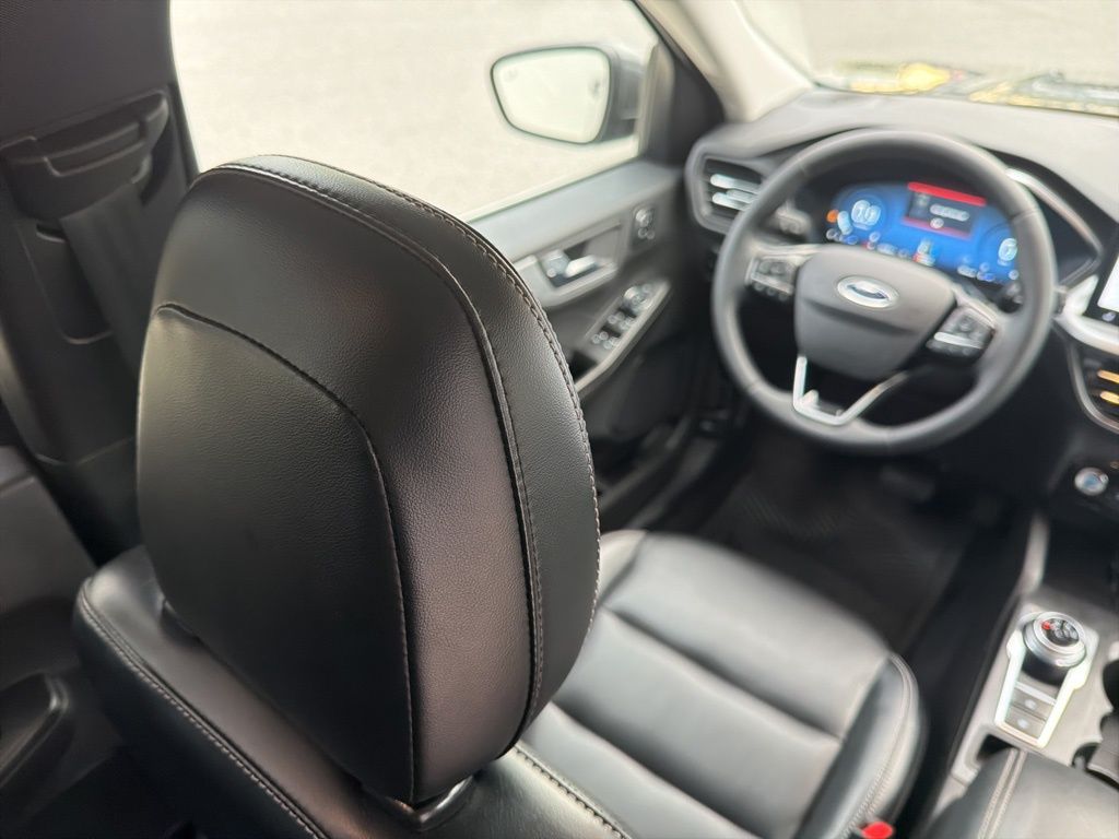 2023 Ford Escape Platinum