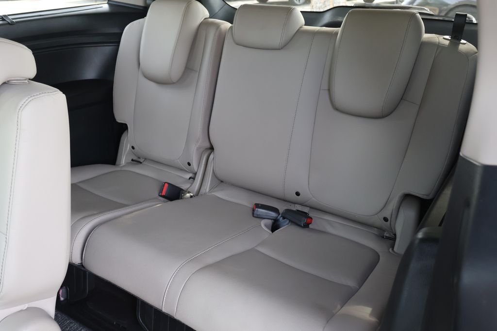 2022 Honda Odyssey Touring 29