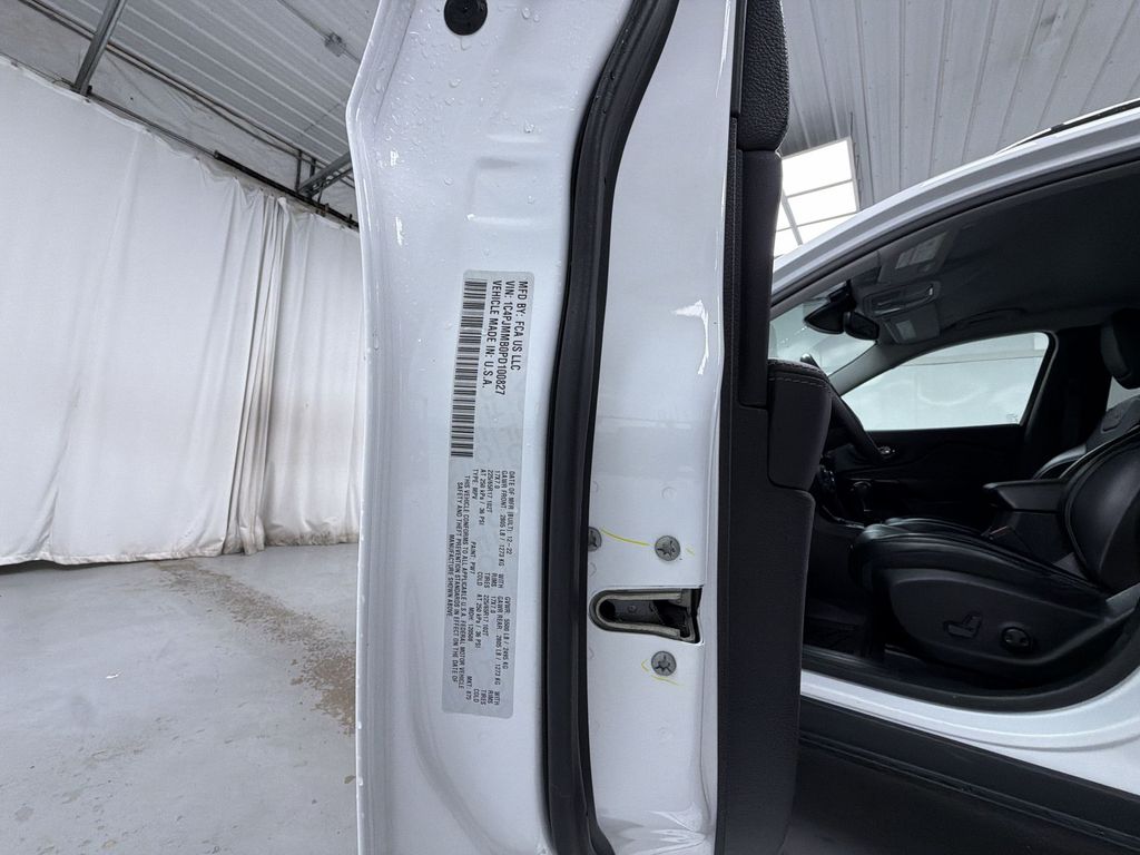 Used 2023 Jeep Cherokee SUV