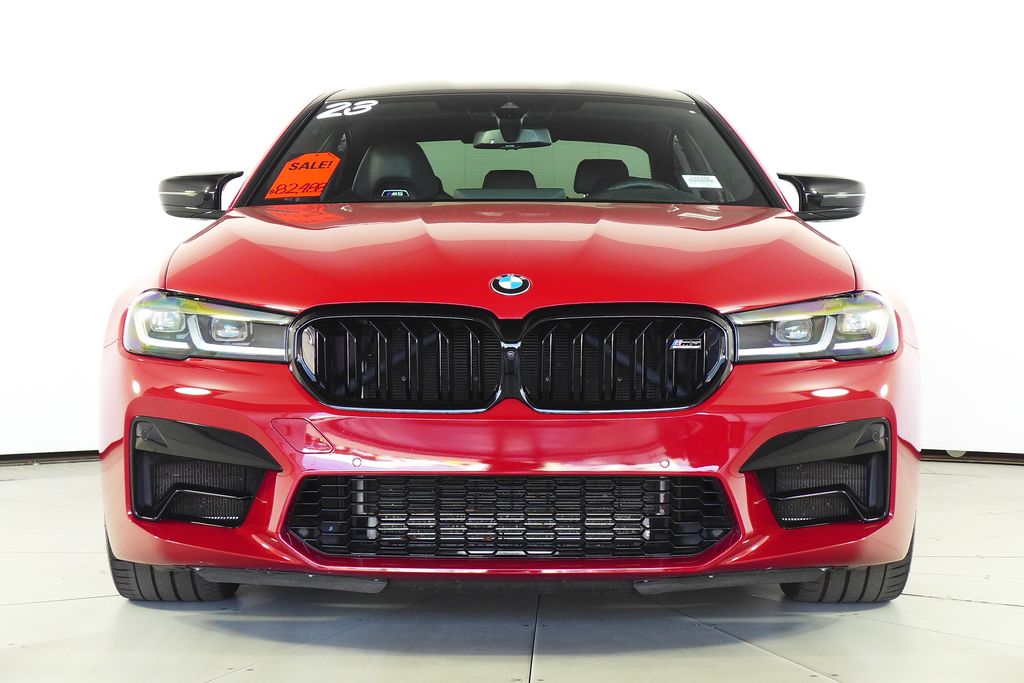 Thumbnail: 2023 BMW M5 - 3