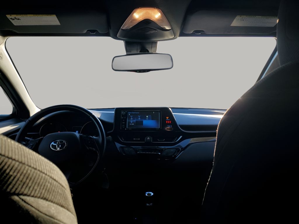 Used Car 2018 Toyota C-hr  Xle For Sale Under $15,000 In Austin, Texas