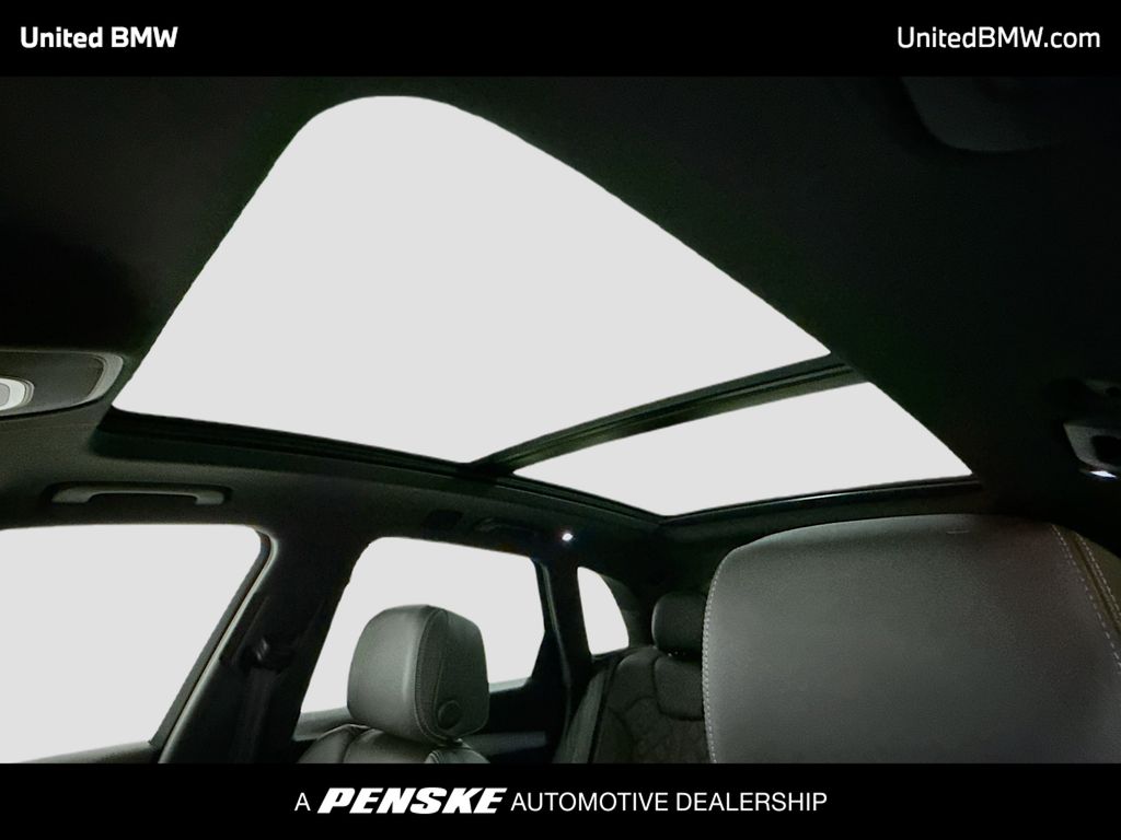 Thumbnail: 2021 Audi SQ5 - 11