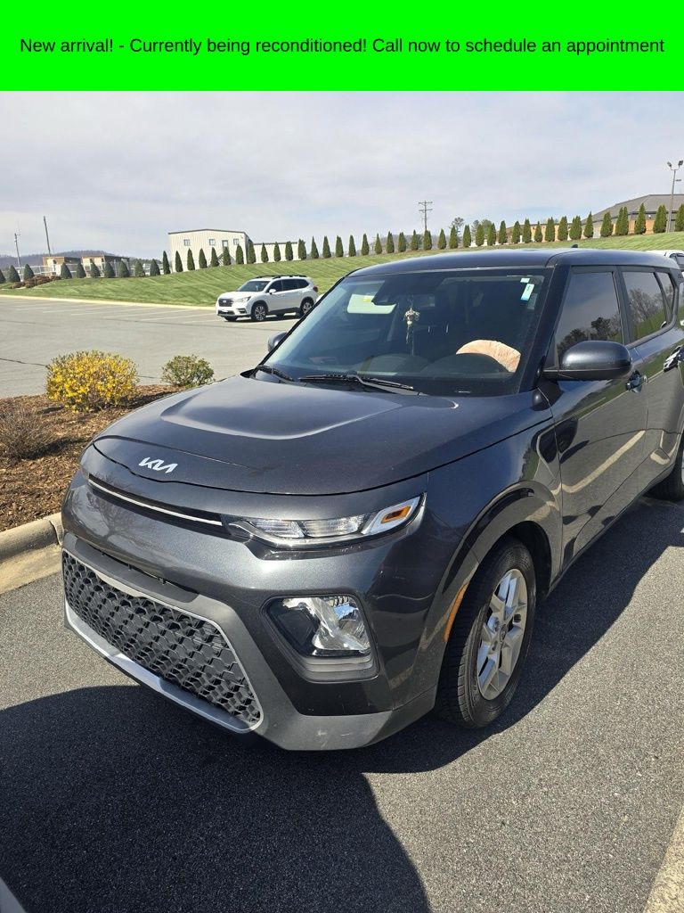 2022 Kia Soul LX FWD