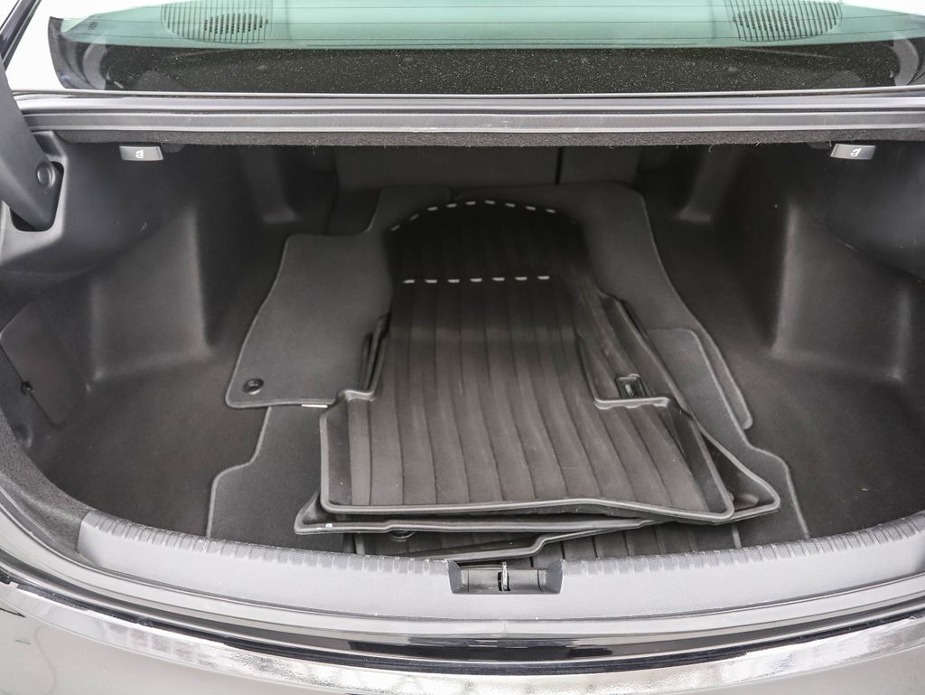 2021 Acura TLX Base 22