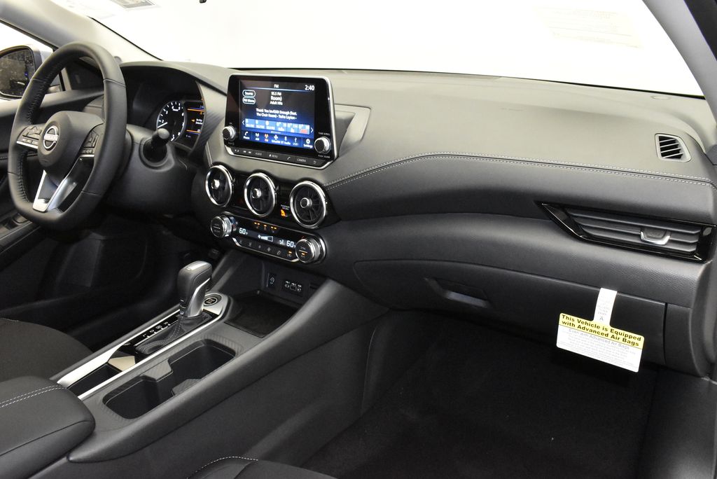 Thumbnail: 2025 Nissan Sentra - 25