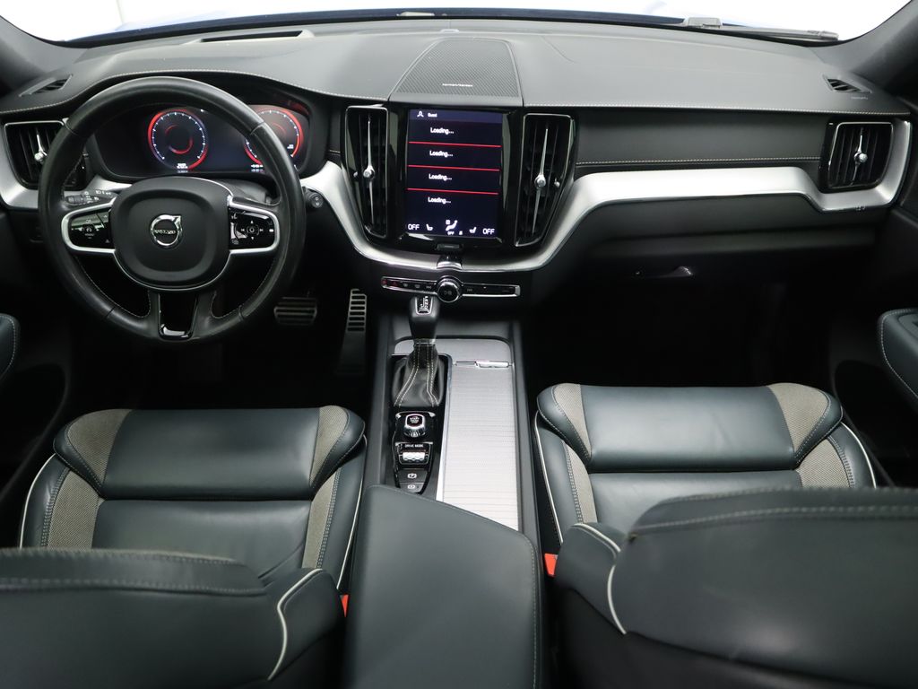 Thumbnail: 2021 Volvo XC60 - 13